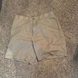 Roundtree & Yorke Tan Flat Front Shorts